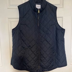 Old navy Lot 2 lightweight quilted vest for women